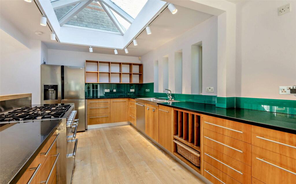 Breakfast Kitchen