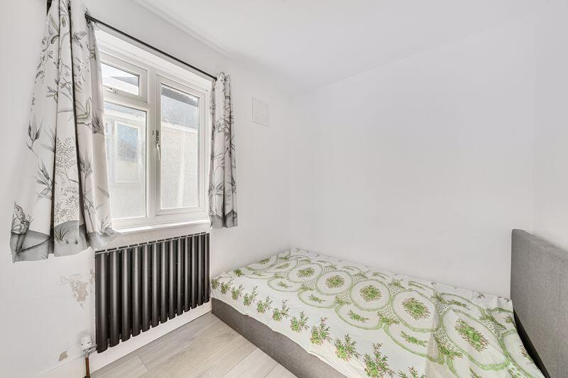 Single bedroom