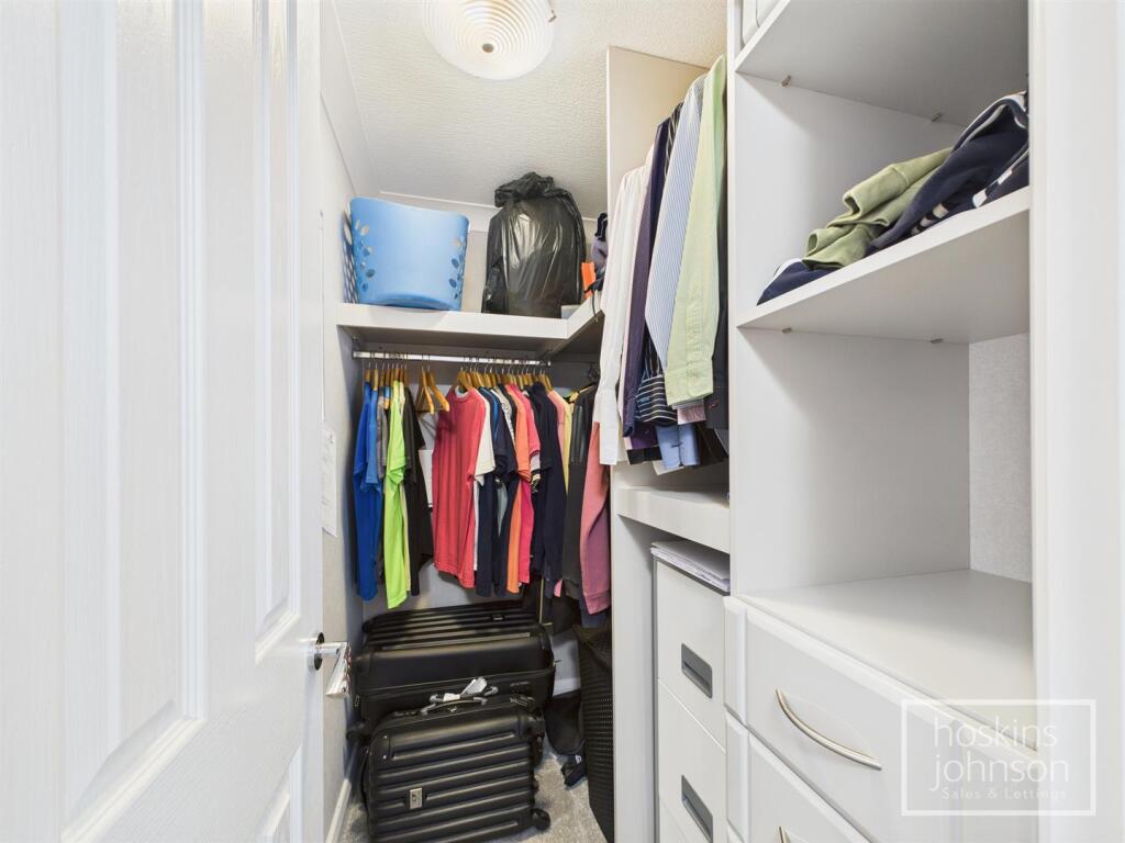 Walk In Wardrobe