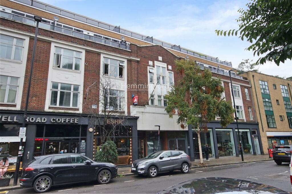 15-078a78556 - AM - Flat 7, 152, Goswell Road Lond