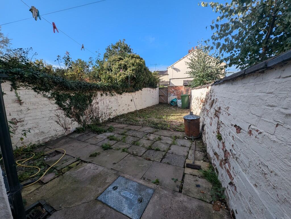 PXL_20251006_1051...