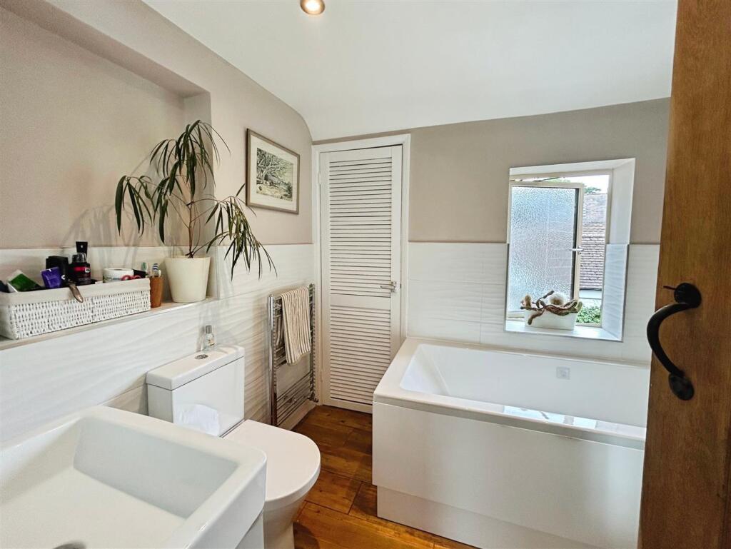 c1f668d5-2-496B-AF05-D0BA3A9CBACC-5895-00000342436