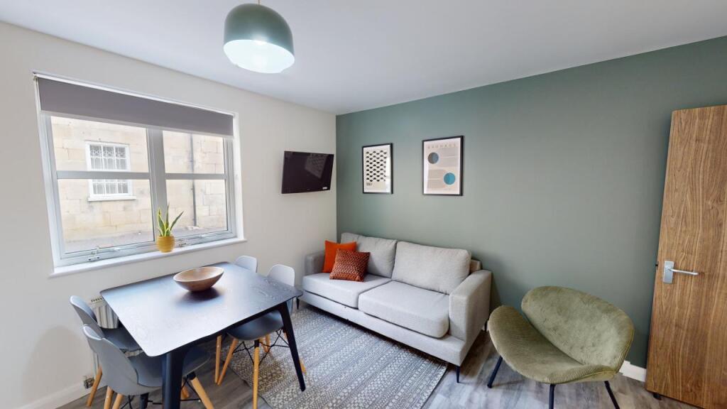 Flat-1-8-Piccadilly-Place-Kitchen-Living-Dining 2.