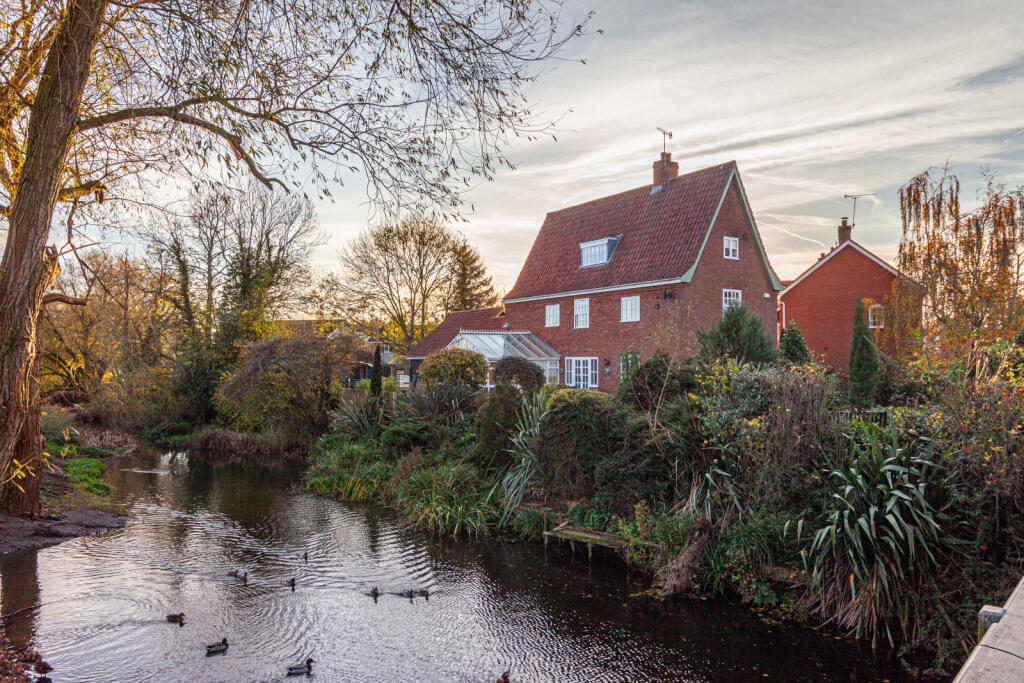 4 Bedroom Detached  for Sale
