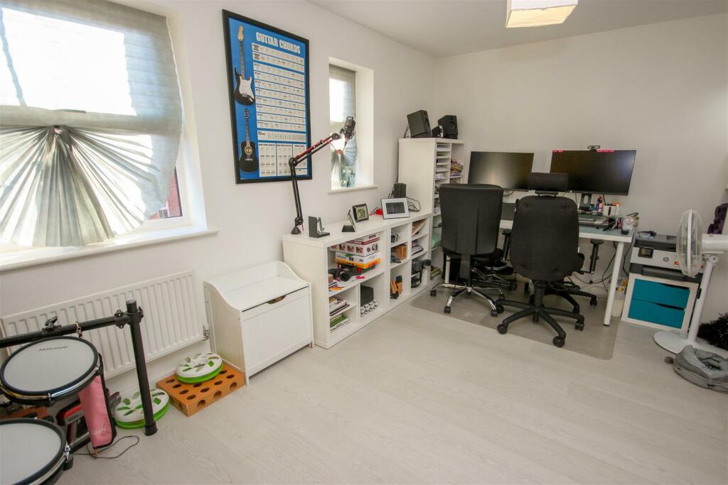 Bedroom 2.jpg