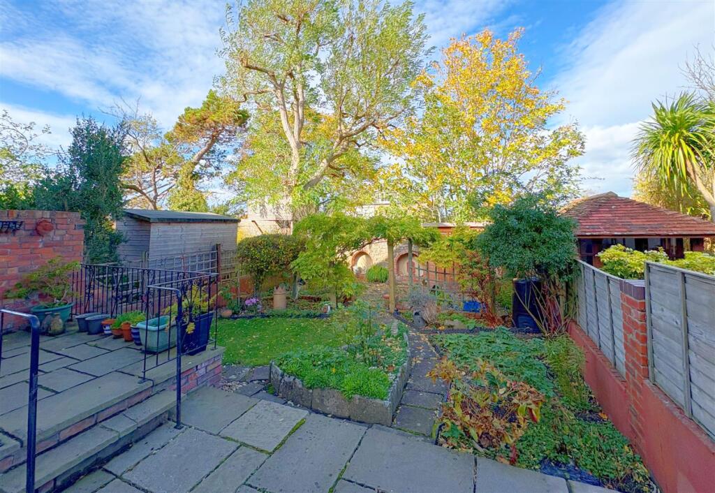 Rear garden and patio (1).jpg