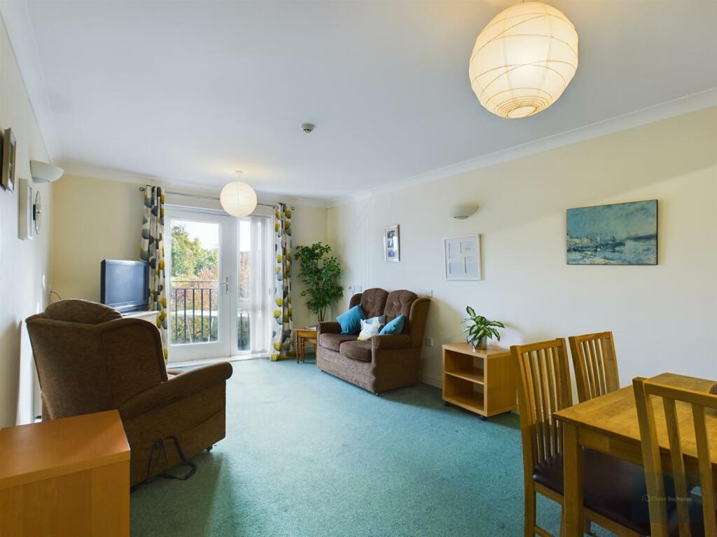 CAM02540G0-PR0076-ST