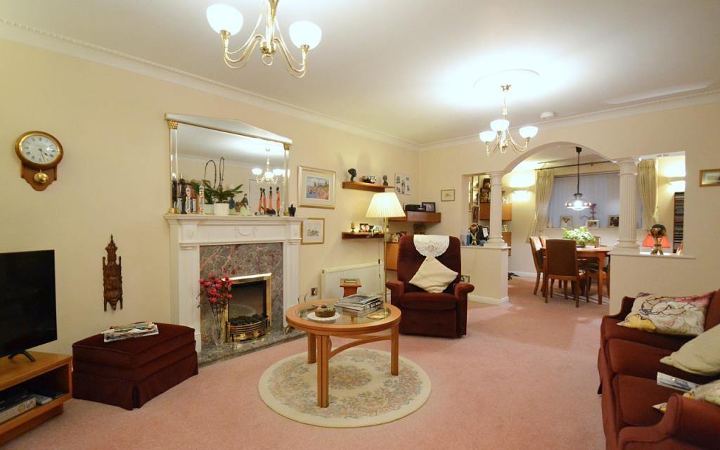 Living/Dining Room