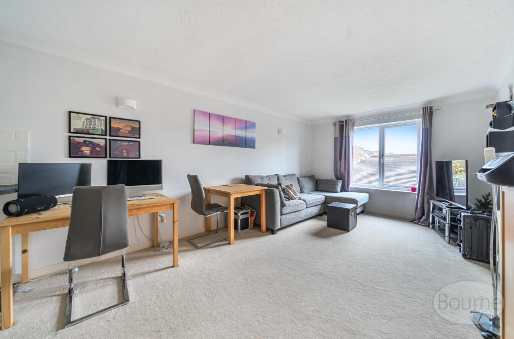 76797082-8d7e-41c...