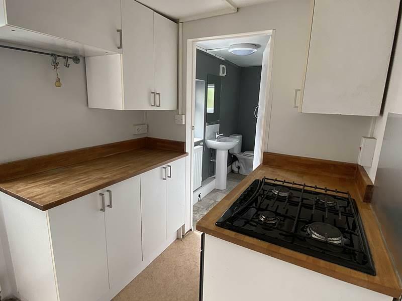 kitchen1.jpg