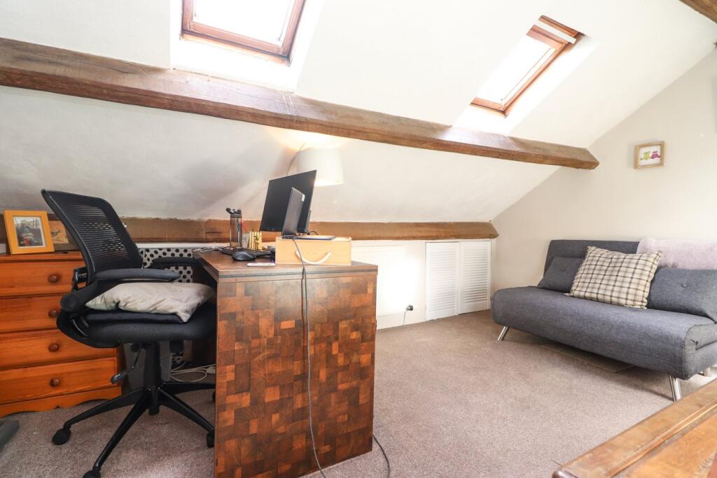 Occasional Bedroom 3/Office