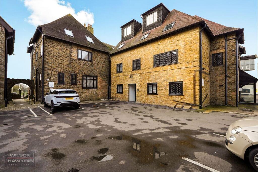 Flat 8, Herkomer House - YG1lf7Vy2xD4vnEFGadm.jpg