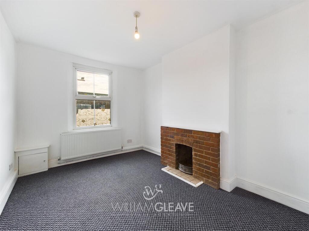 CAM01640G0-PR0009-ST