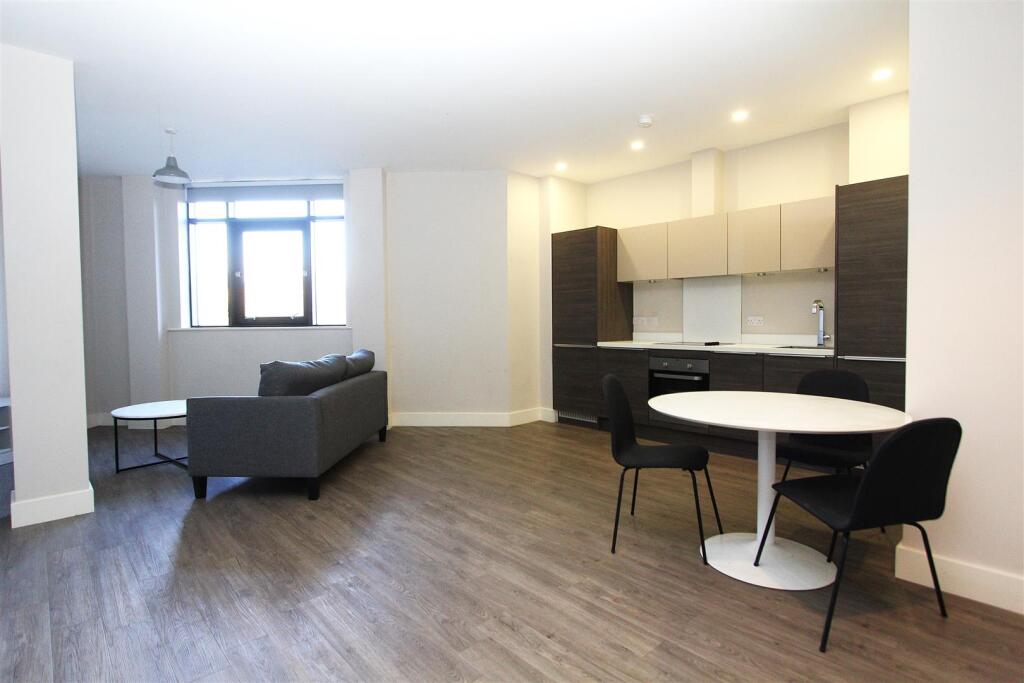 Kitchen Living Room.JPG