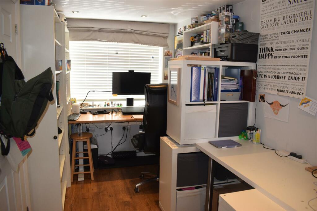 office.jpg