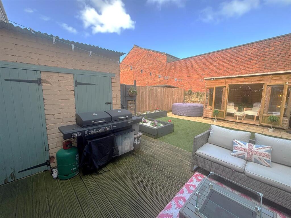Garden 1.jpg