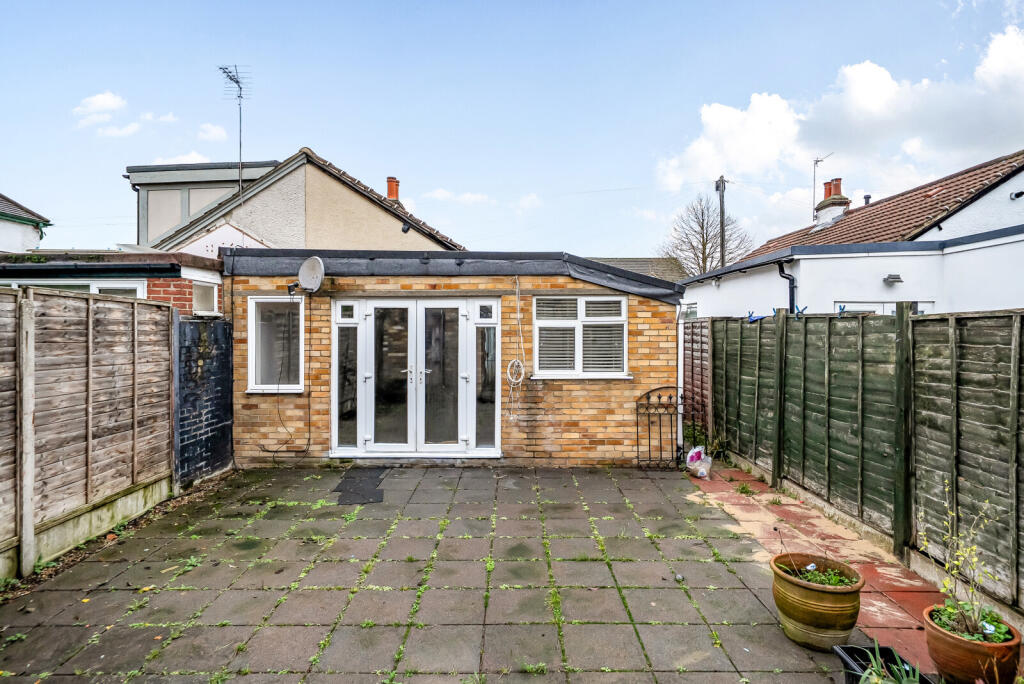 1386970-15-693852...