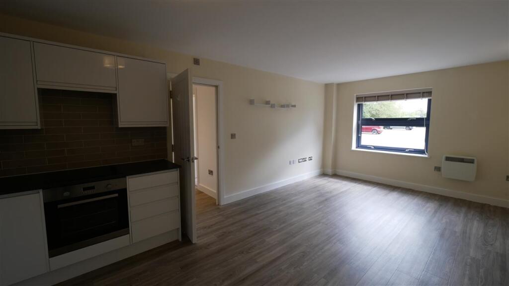 Lounge/Kitchen