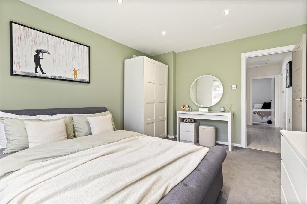 42 Terringes Avenue-002.JPG
