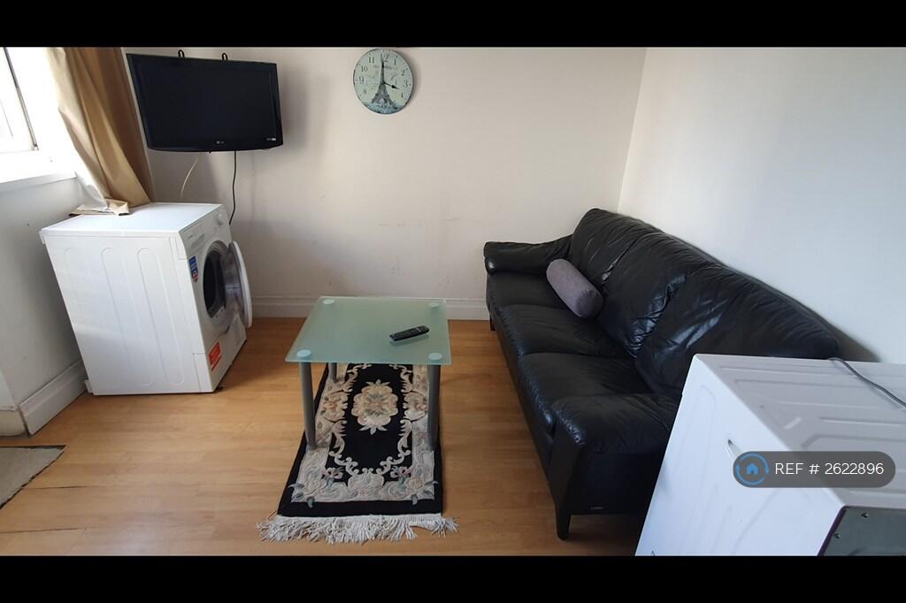 Communal Living Area 