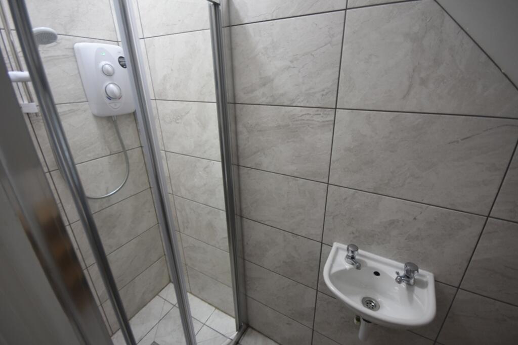 3 Salisbury photos10