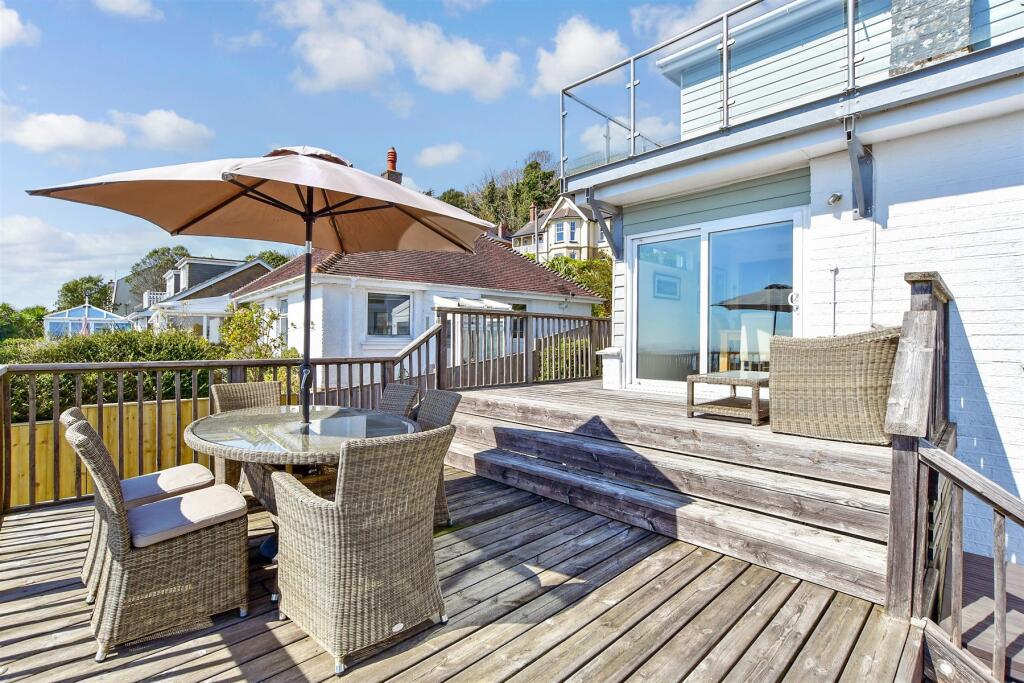 External Lifestyle Photograph