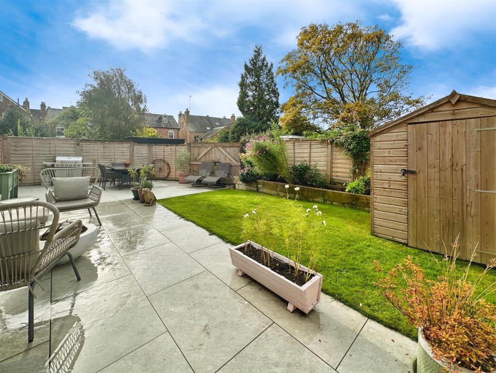 26df8c54--4673-86D9-5F70293C43E5-29618-0000291325F