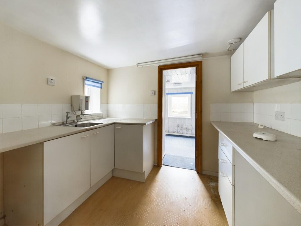 CAM03974G0-PR0101...