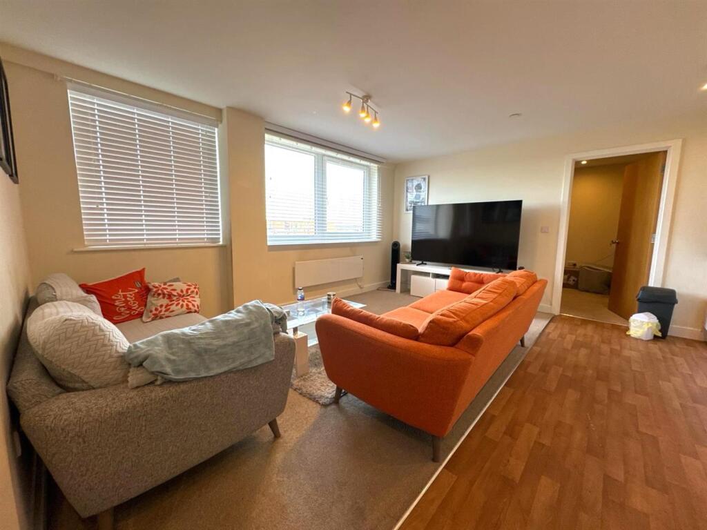 Living Room.jpg