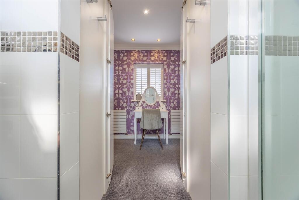 Shower Room/Dressing Room