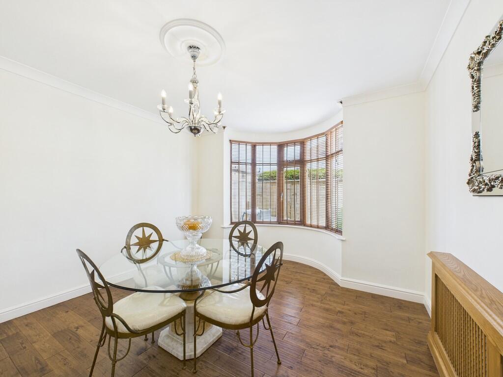 CAM01835G0-PR0193...