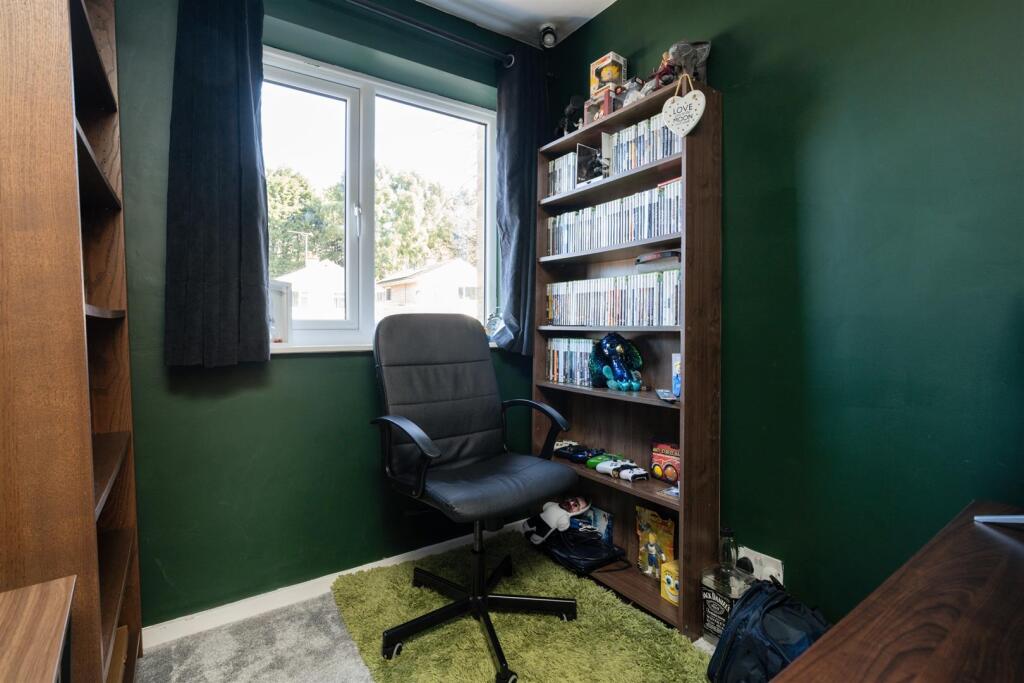 1 Banbrook Close_8.jpg