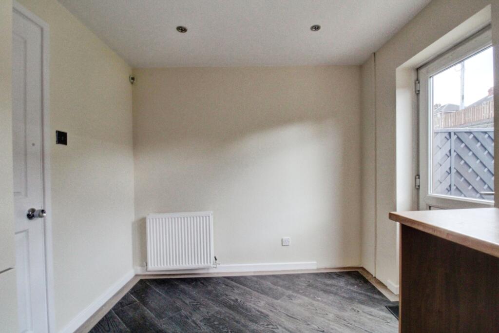 B15377a9-IMG_1063_4_5