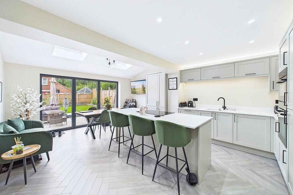 CAM03416G0-PR0103...