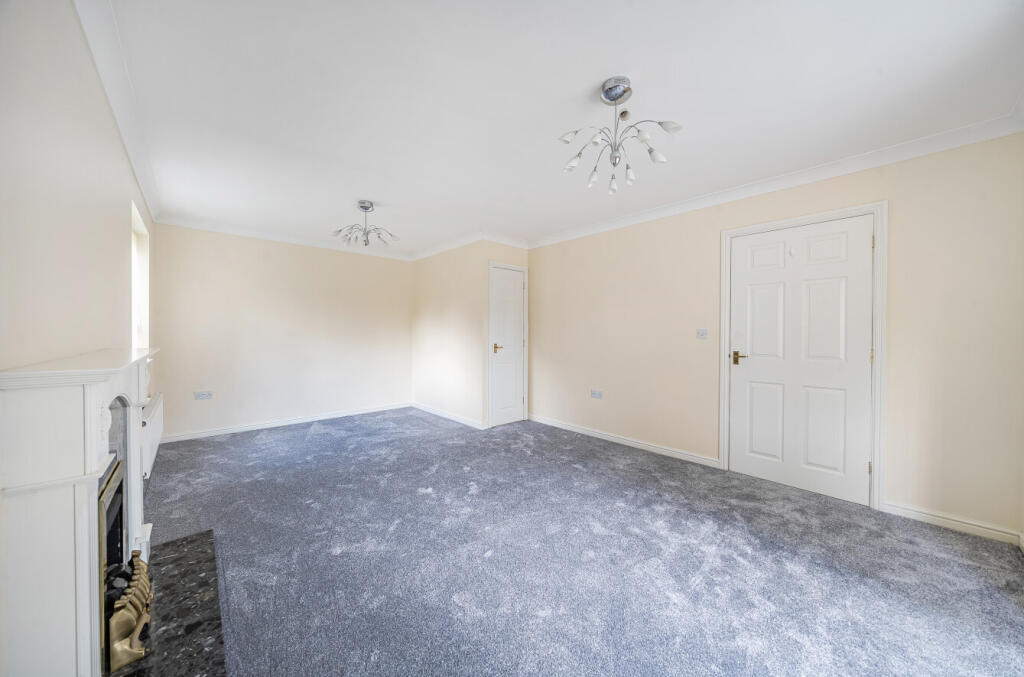 1347560-3-68bf0c0...