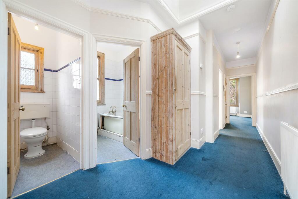 Hall.jpg