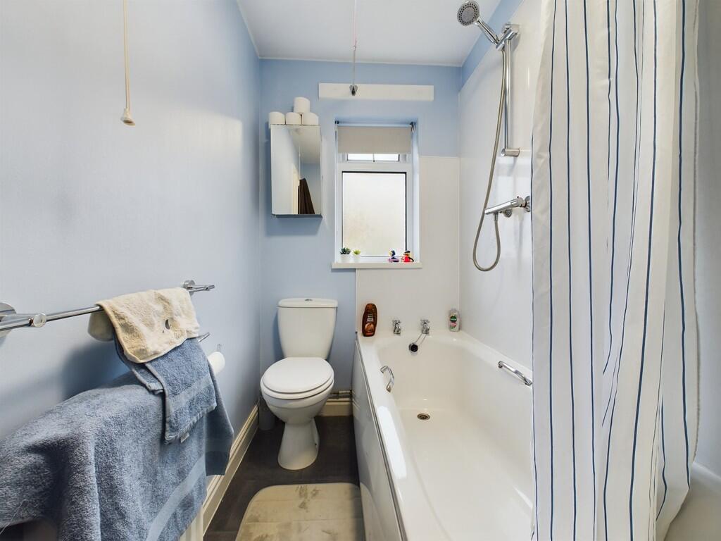 CAM04273G0-PR0076...