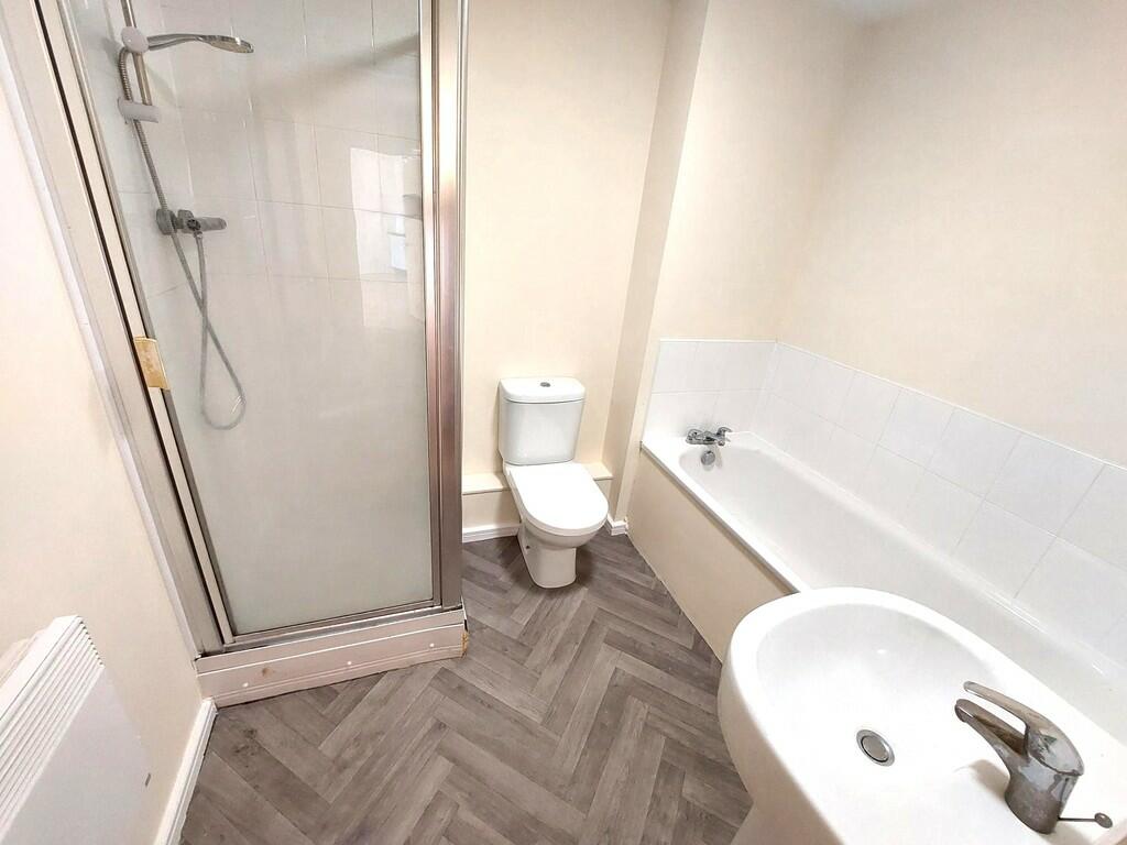 Bathroom 4 Piece