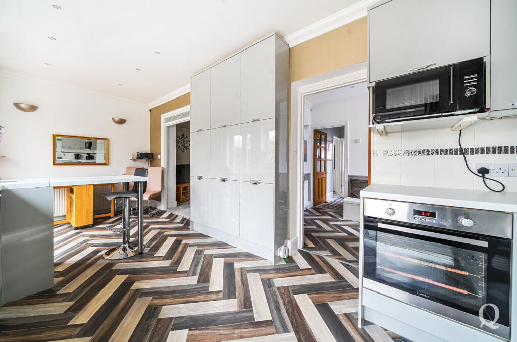 3b074b30-9547-4f7...