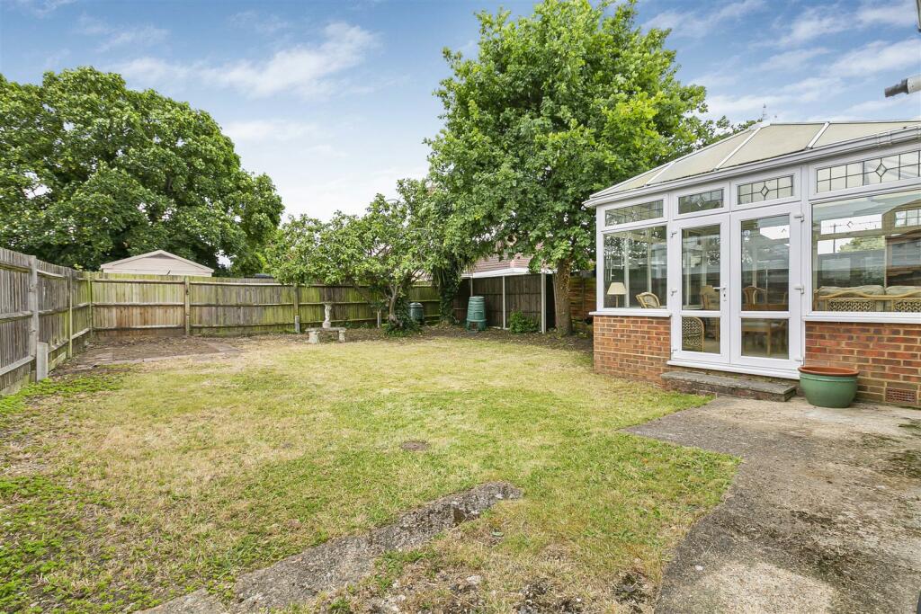 Chattern Road Garden.JPG