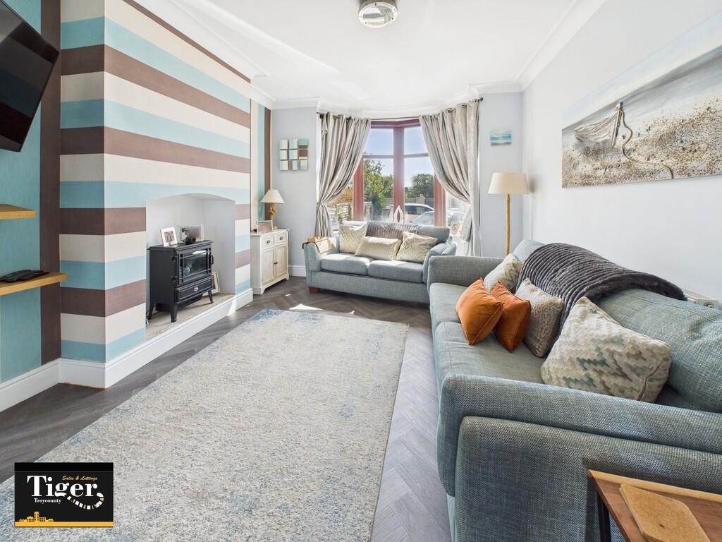 CAM02176G0-PR0691...