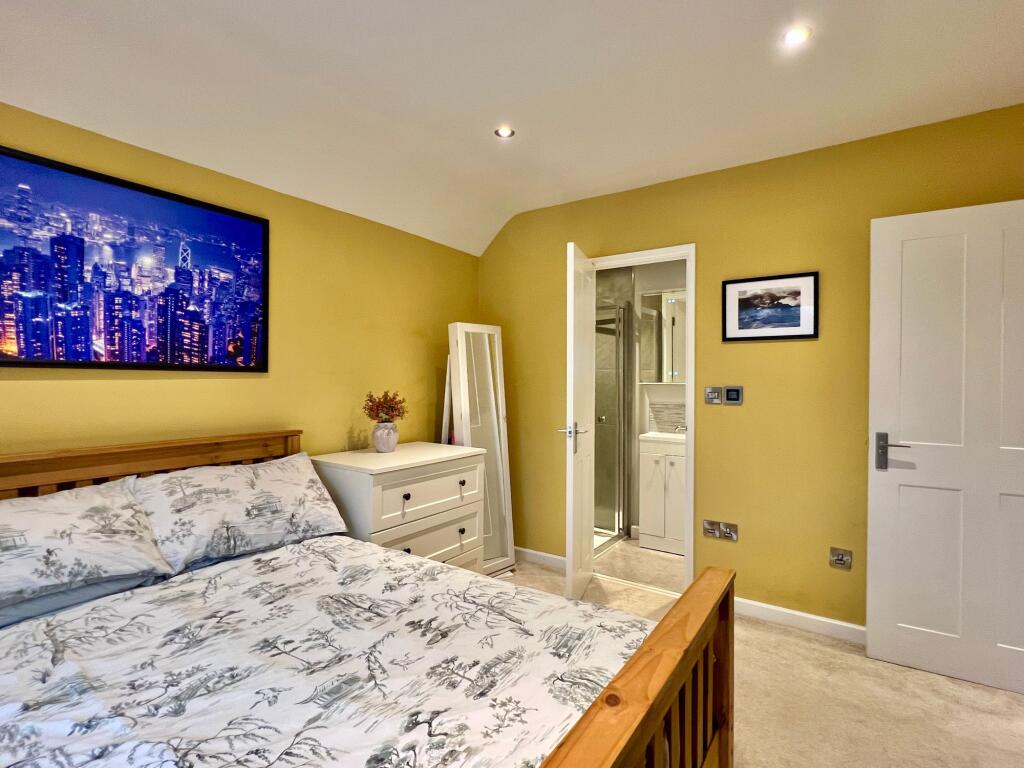 principal ensuite bedroom