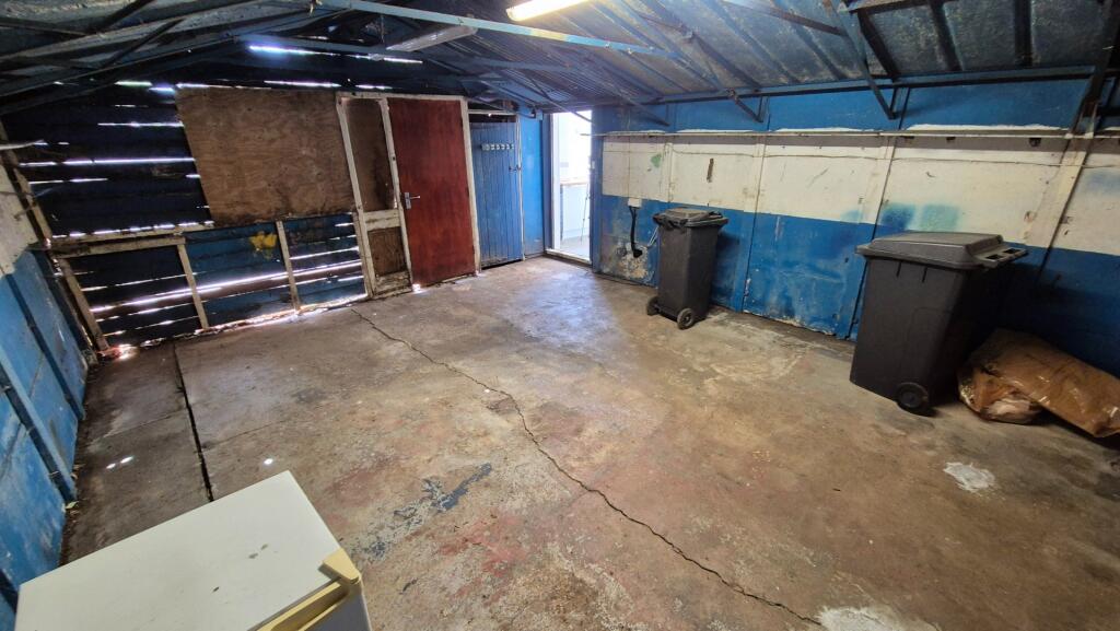 Photo 34