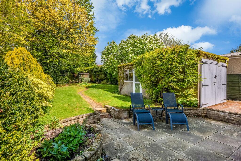 6 Woodstock Road-14.jpg