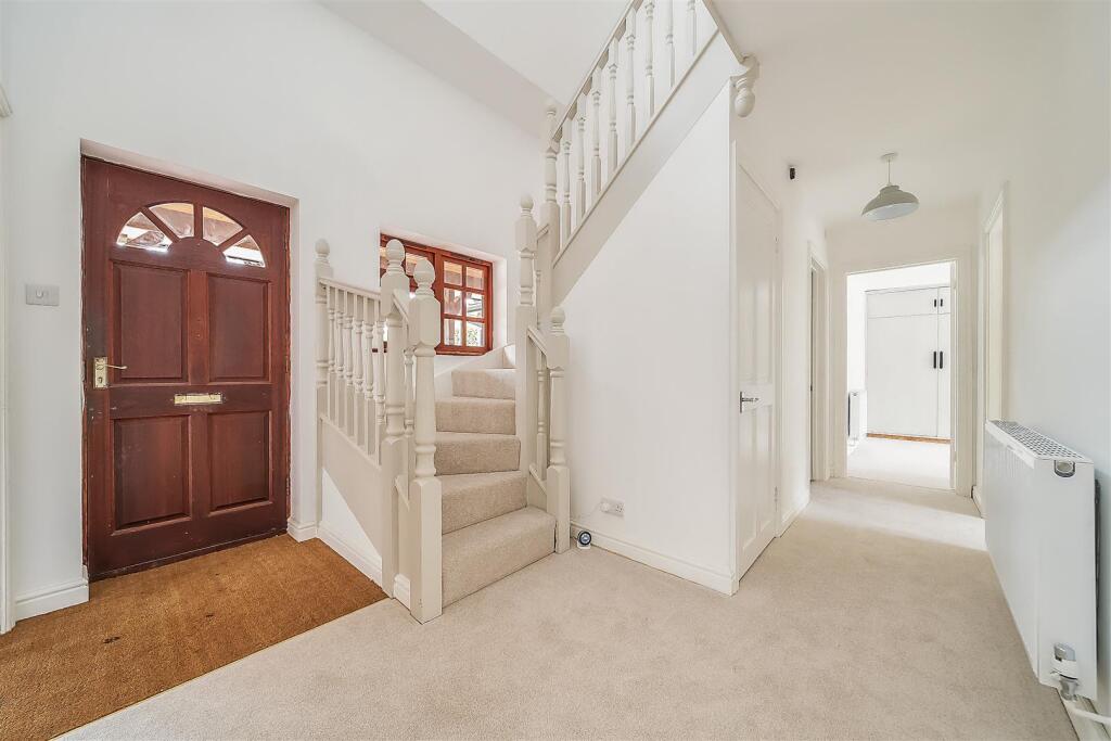 hallway.jpg