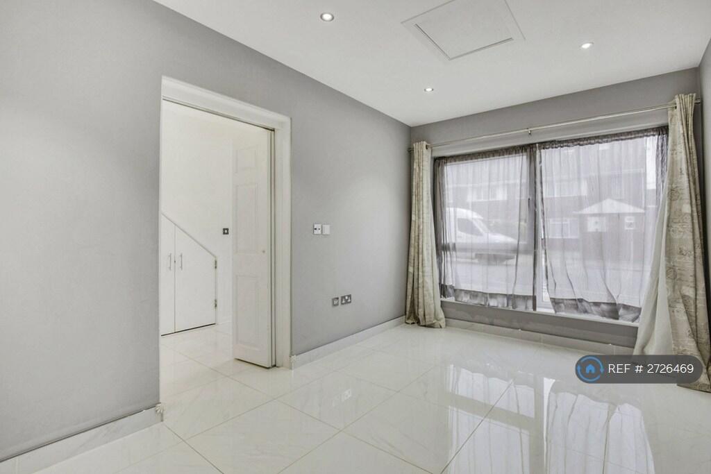 Ground Floor Reception Room 2