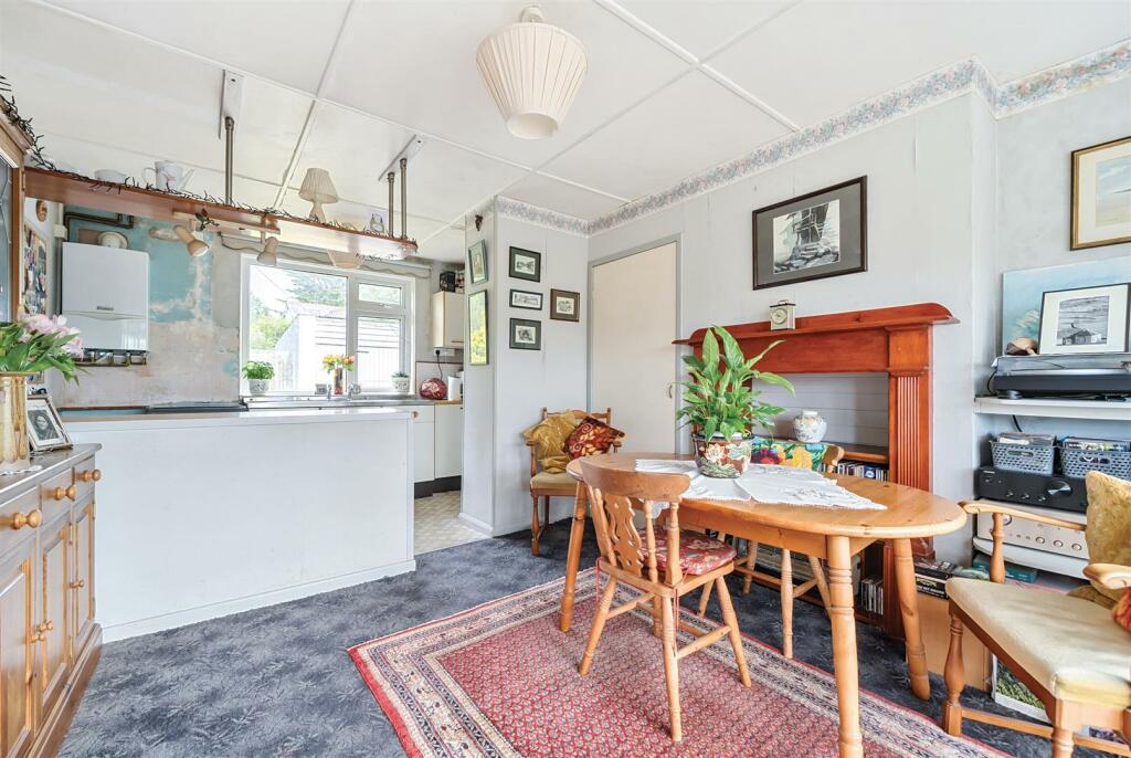 Kitchen/Dining