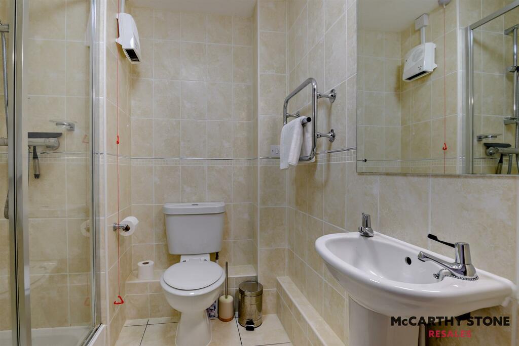 8605260-interior11-800.JPG