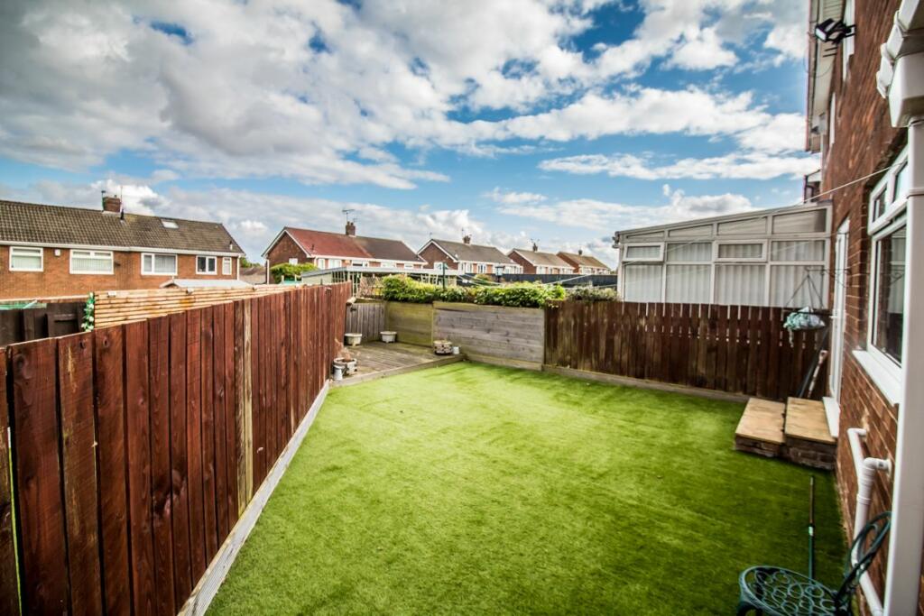 Rear Garden Pic 2.