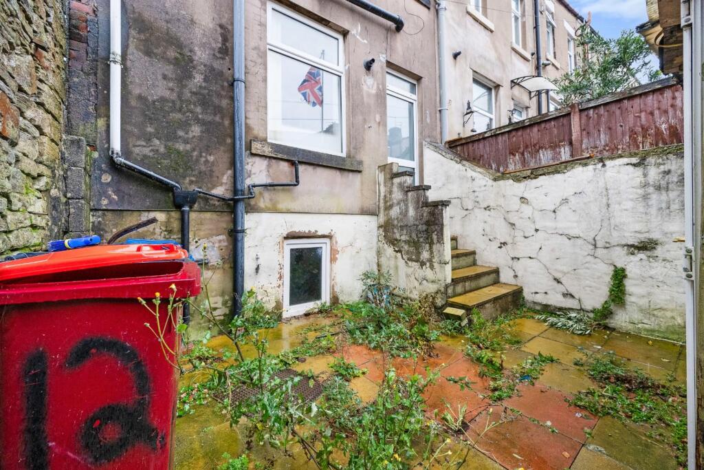 12 Atlas Road External-6.jpg